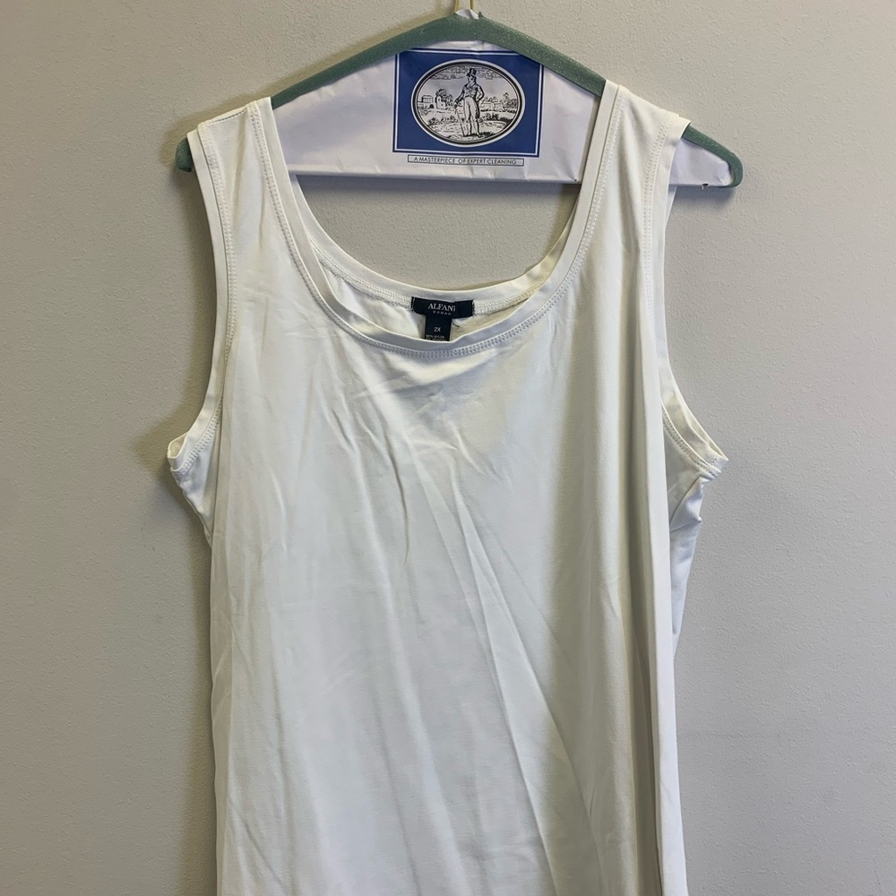 Alfani Women's White Tank Top
